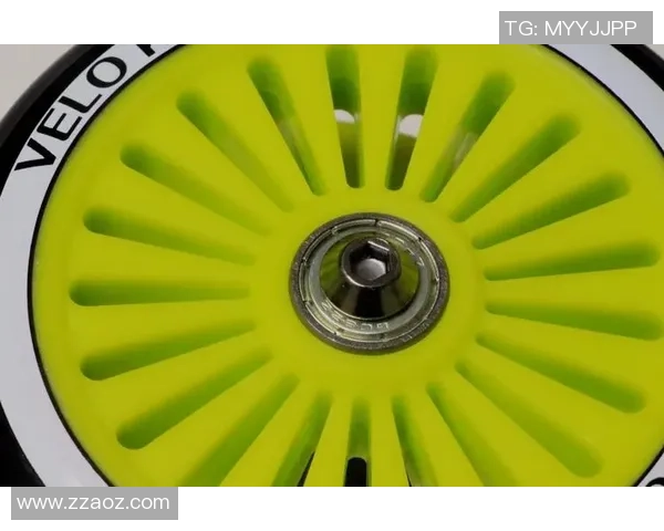 成都滑板队进攻战术解析与滑板热点趋势探讨